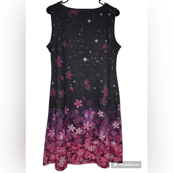 Dresses & Skirts - Floral sleeveless dress size large